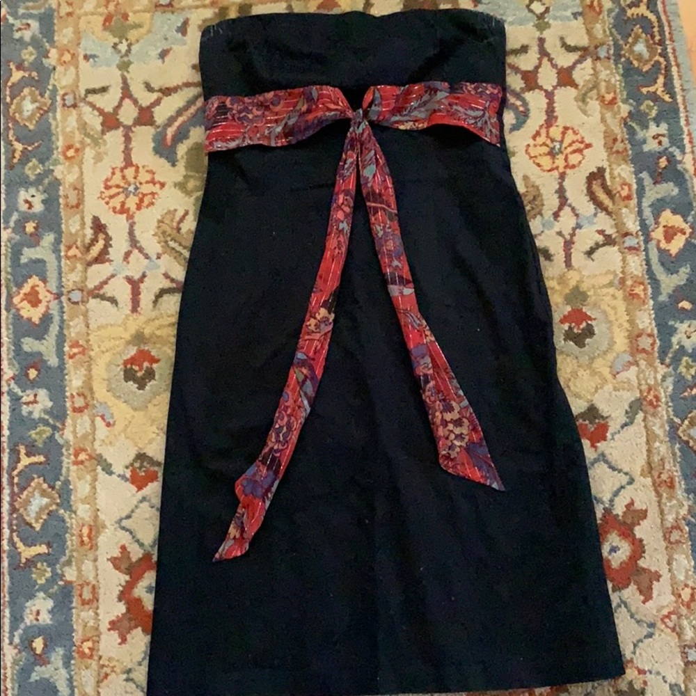 Ruth size 8 black strapless dress with red sash